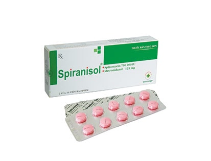 Spiranisol - Điều trị nhiễm khuẩn răng miệng